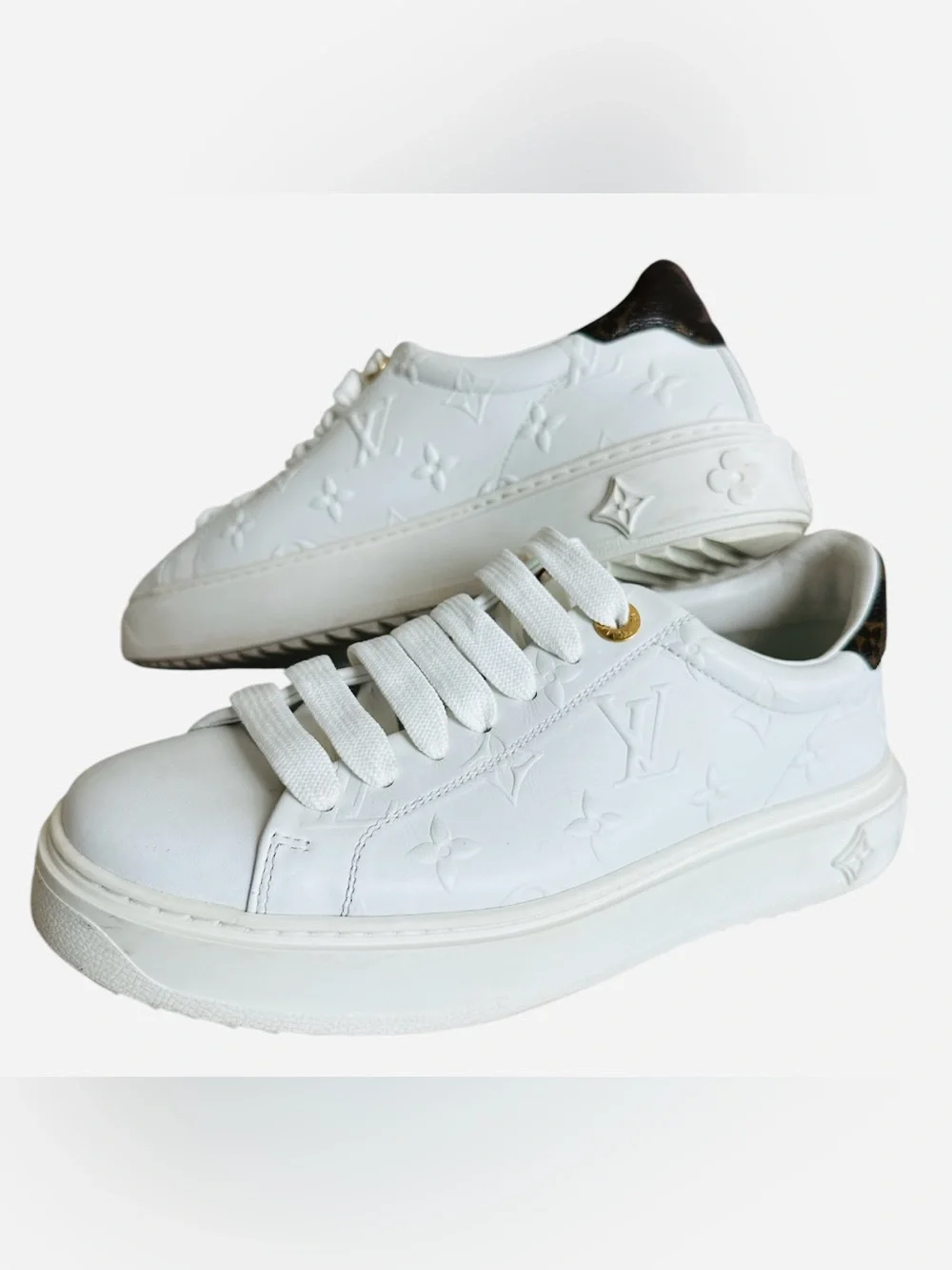 LOUIS VUITTON Women’s Lambskin Embossed Monogram Time Out Sneakers 38 White